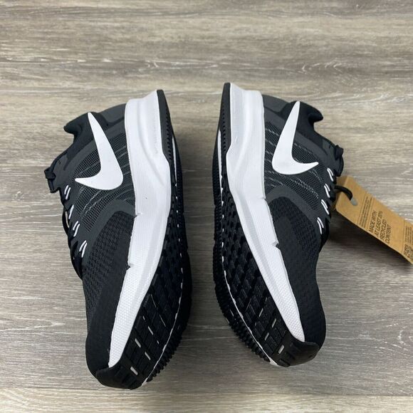 Nike Women's Run Swift 3 Running Shoes DR2698-002 Black White Size 10.5 NWOB - Picture 6 of 8